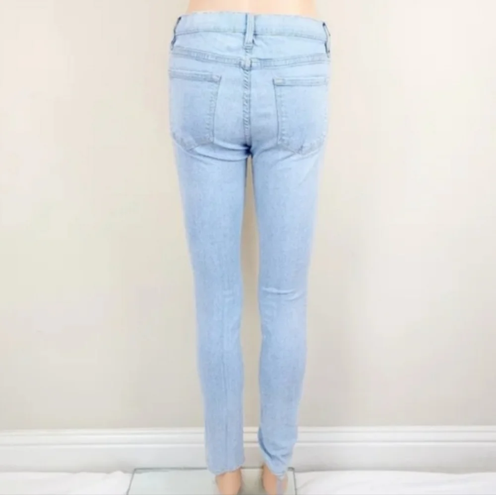 Frame Denim Le Skinny de Jeanne Distressed Jeans Pants